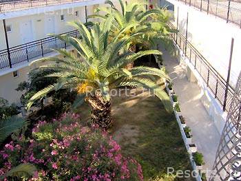 Laganas Hotel 13